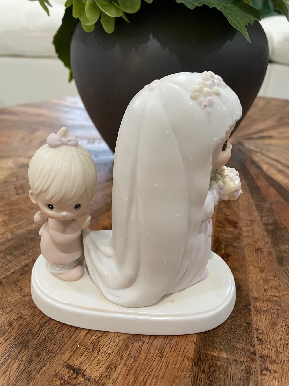 Porcelain Bride and Flower Girl Cake Topper in White